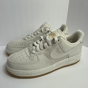 NEW NIKE AIR FORCE ONE '07 LX DZ2708 001 Women's Size 7.5 AF1 Gum Sole Shoes